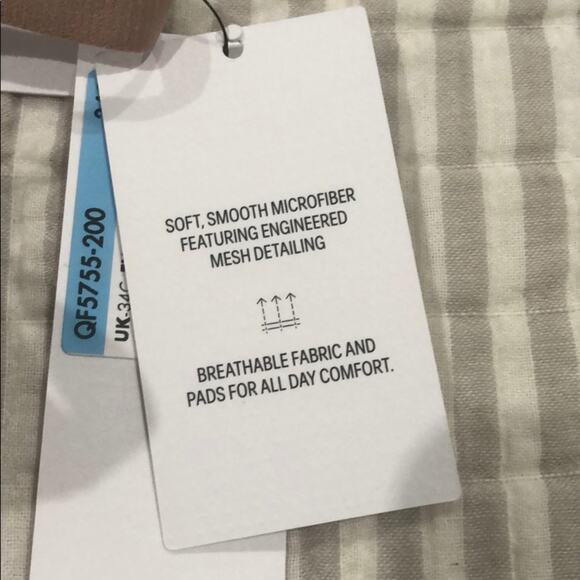 Calvin Klein lined breathable bra strap conversion Size 34C NWT Intimates - Picture 8 of 8